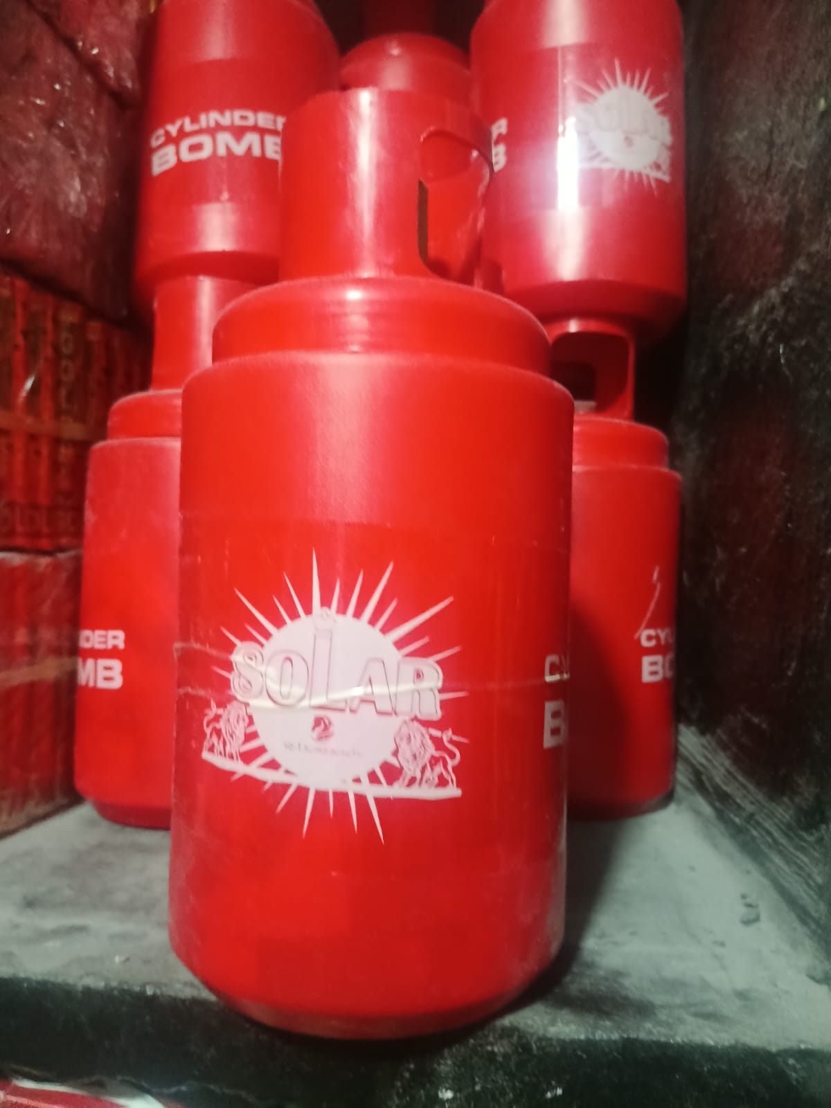 Cylinder bomb